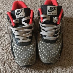 Air Max 90 with poka dots